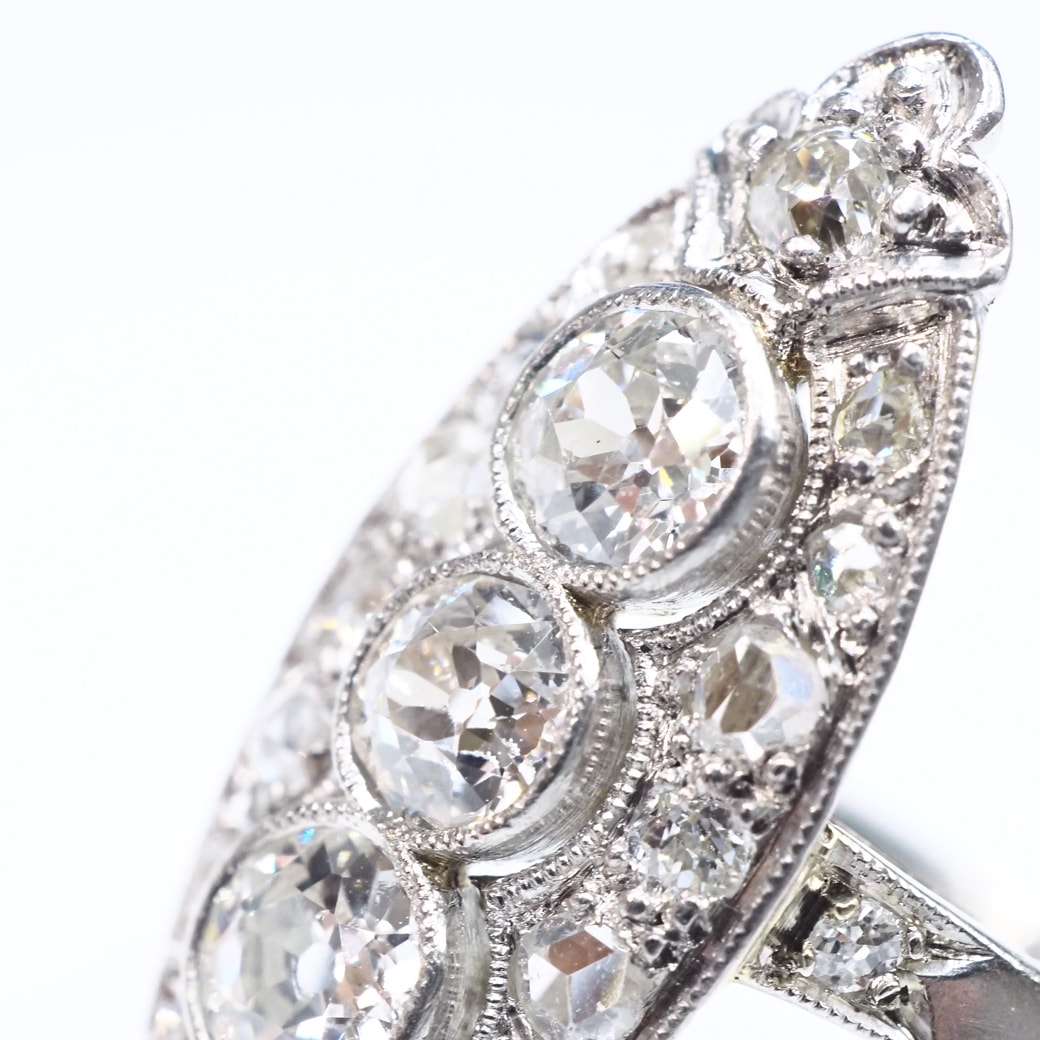 アンティークジュエリー アンティークリング ダイヤモンド プラチナ