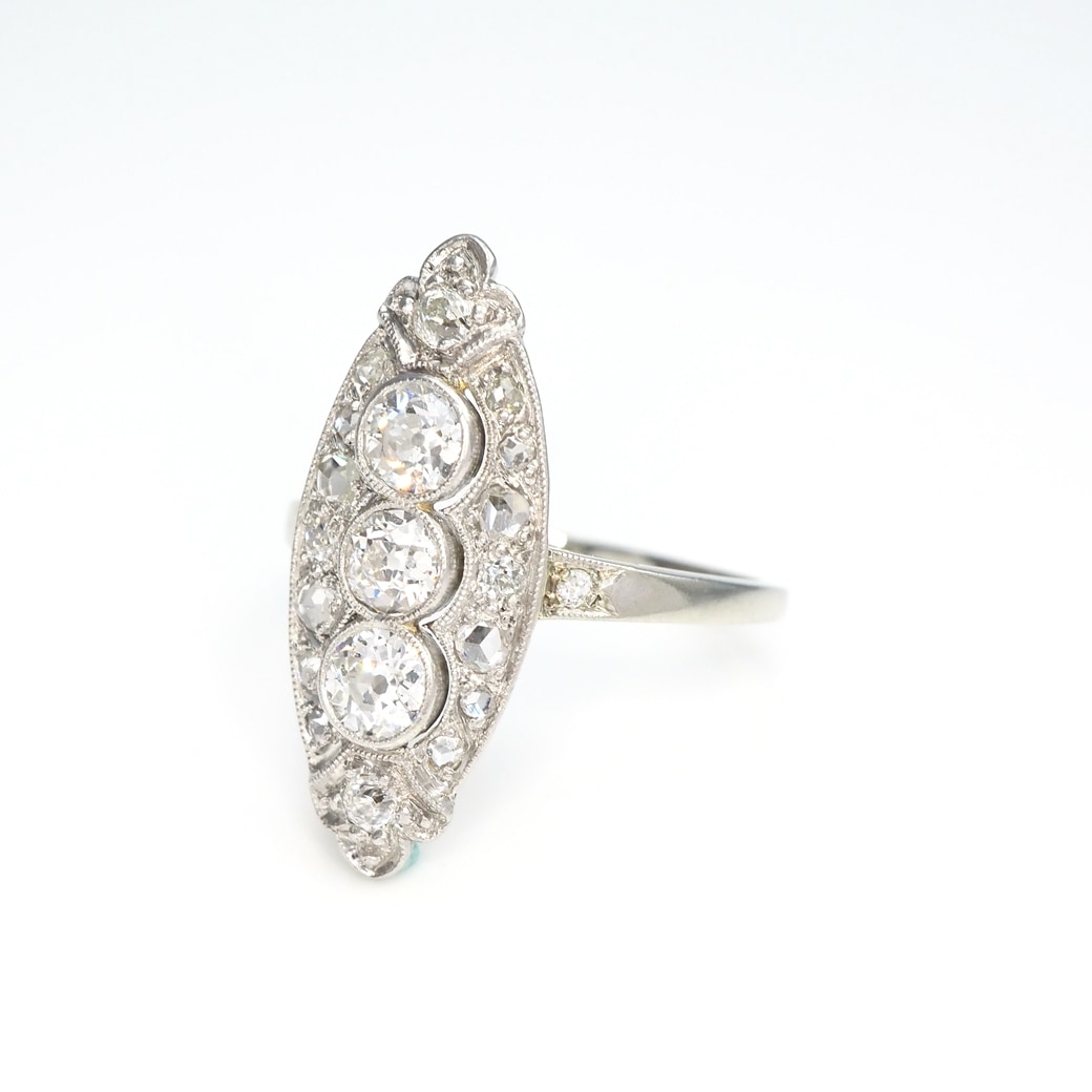 アンティークジュエリー リング ダイヤモンド プラチナ透かしリング