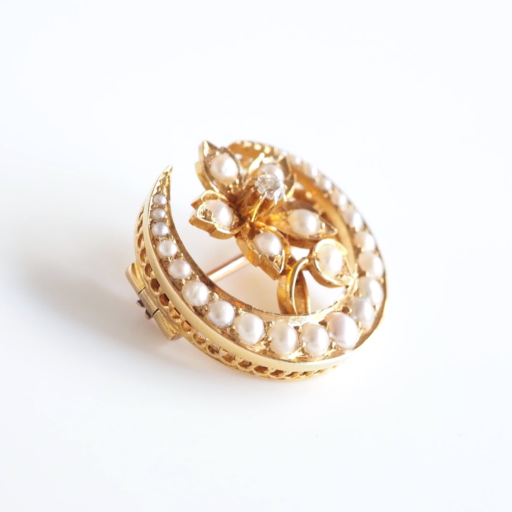 ☆レアデザイン☆Florenza☆トゥースパール☆クレセントムーンのブローチ ☆レアデザイン☆Florenza☆トゥースパール☆クレセントムーンのブローチ