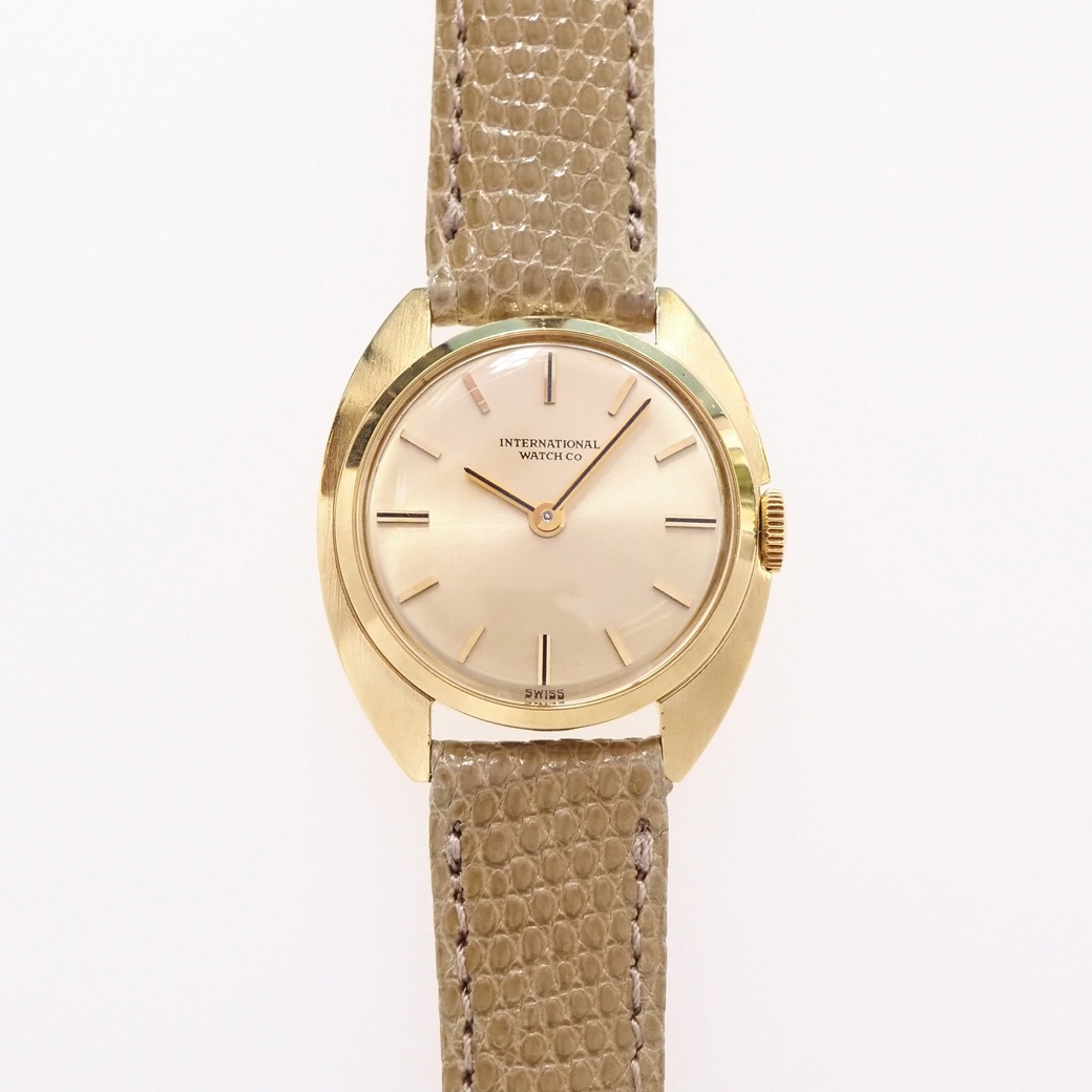 アンティークウォッチ IWC ゴールドダイヤル ラウンドYGケース