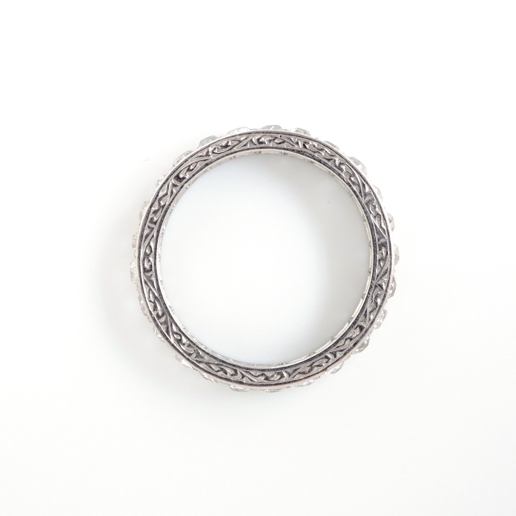 アンティークジュエリー リング ダイヤモンド 彫刻装飾 エタニティ アンティークリング