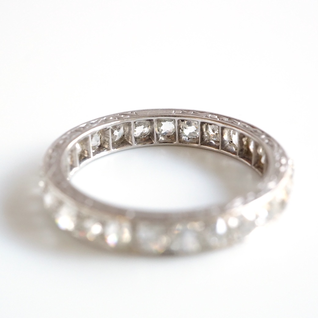 アンティークジュエリー リング ダイヤモンド 彫刻装飾 エタニティ アンティークリング