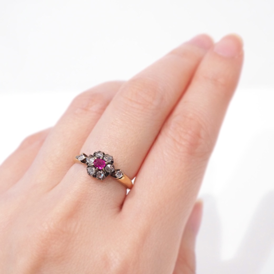 アンティークジュエリー リング ルビー ダイヤモンド クラスターリング