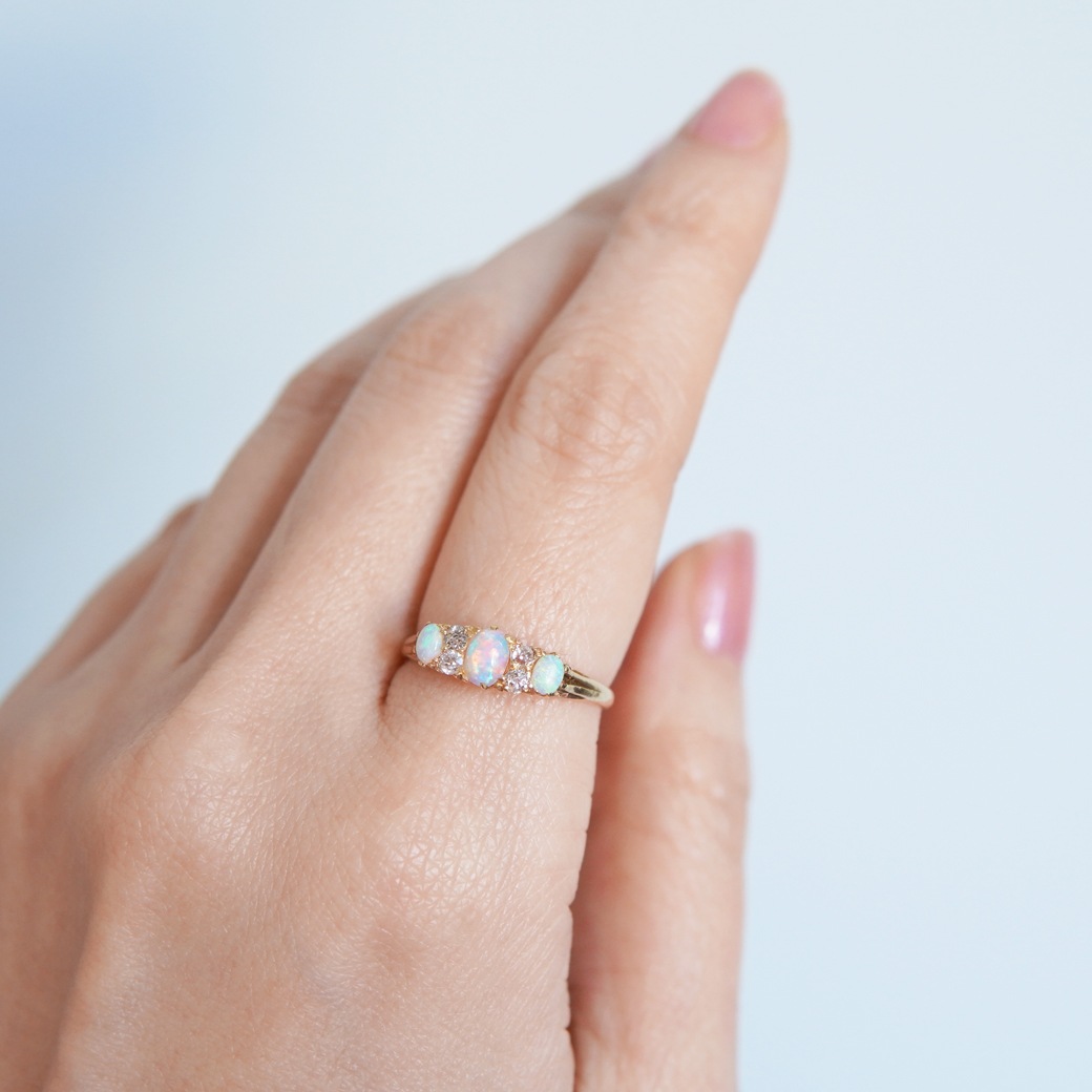 アンティークジュエリー リング オパールダイヤモンド アンティークリング