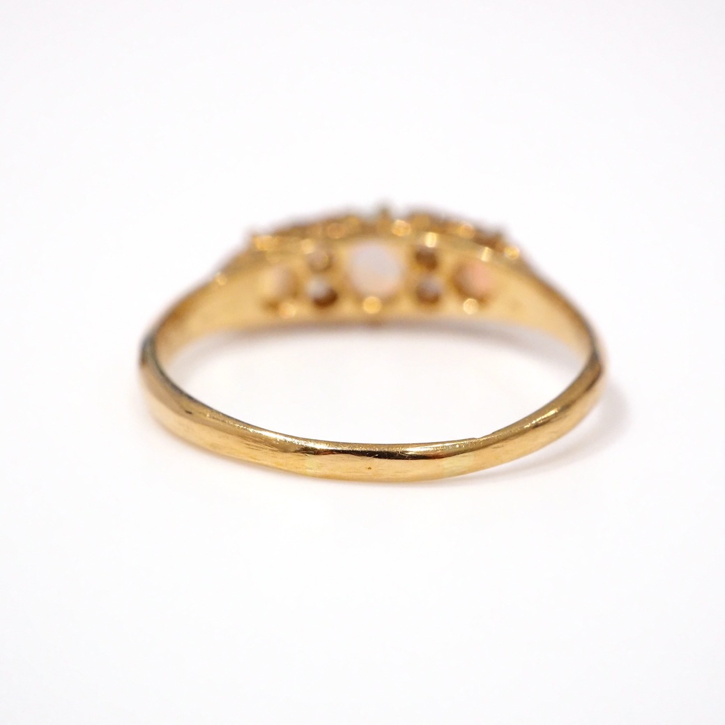 アンティークジュエリー リング オパールダイヤモンド アンティークリング