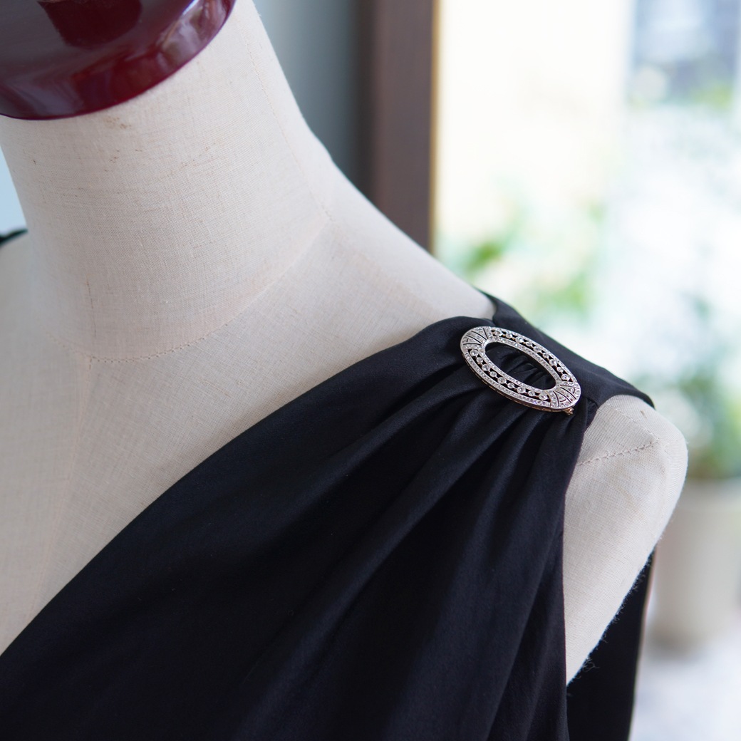 アンティークジュエリー ブローチ ダイヤモンド オーバルサークル アンティークブローチ