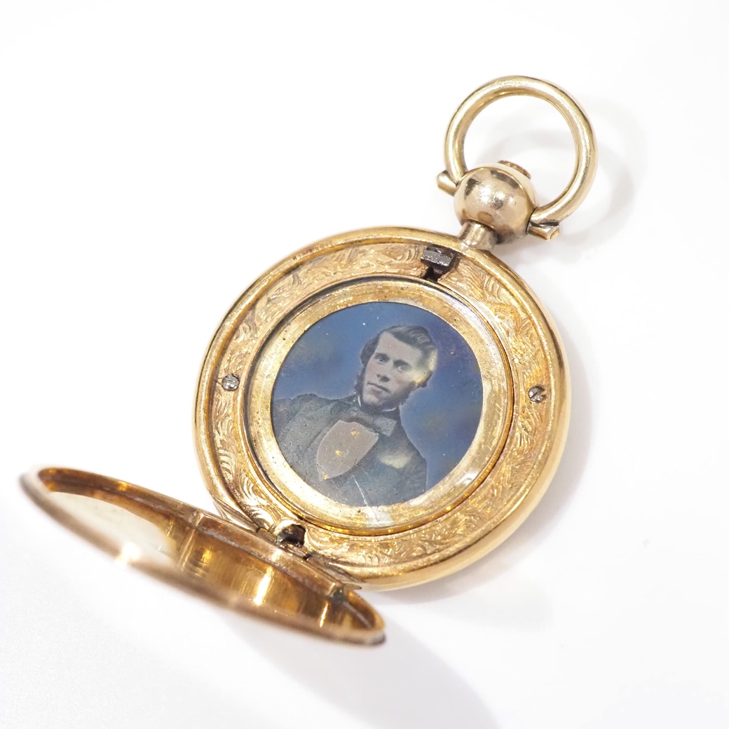 アンティークジュエリー アンティークネックレス ゴールド彫刻