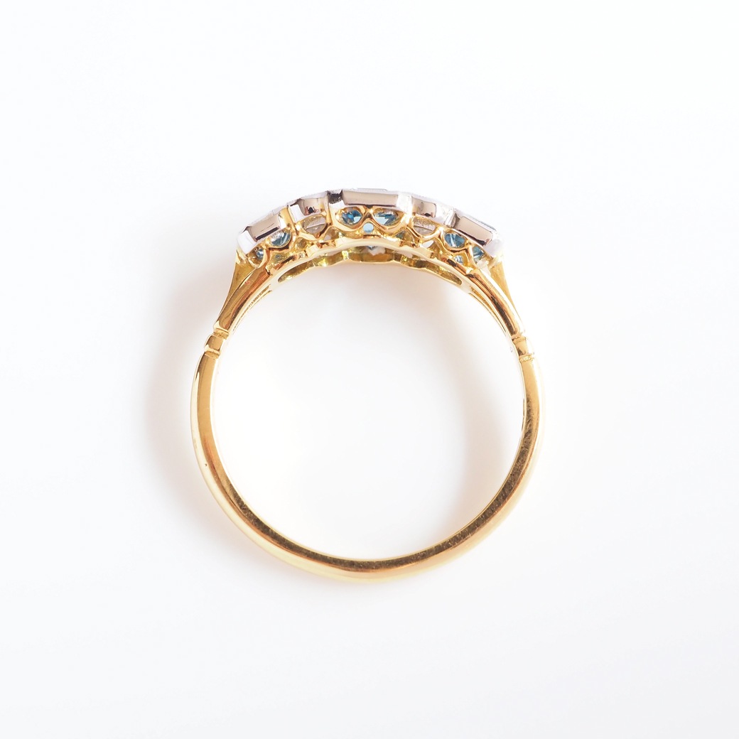 アンティークジュエリー リプロダクション City of London シティオブロンドン アクアマリン 3ストーンリング