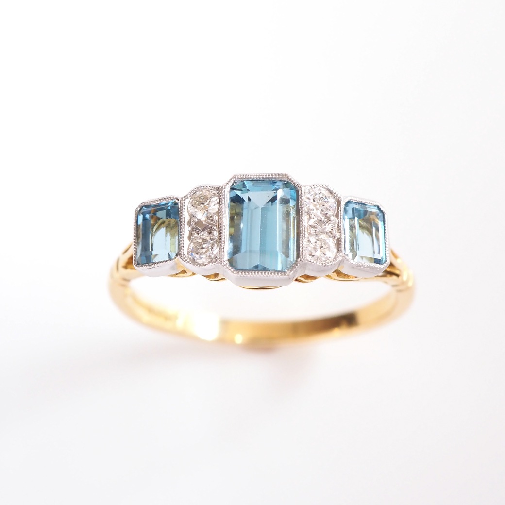 アンティークジュエリー リプロダクション City of London シティオブロンドン アクアマリン 3ストーンリング