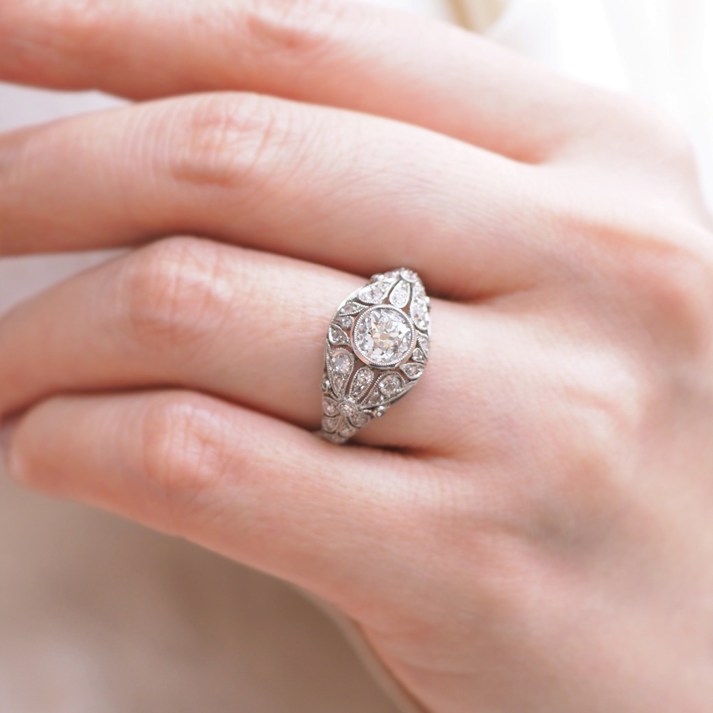 アンティークジュエリー アンティークリング ダイヤモンド Pt 透かし