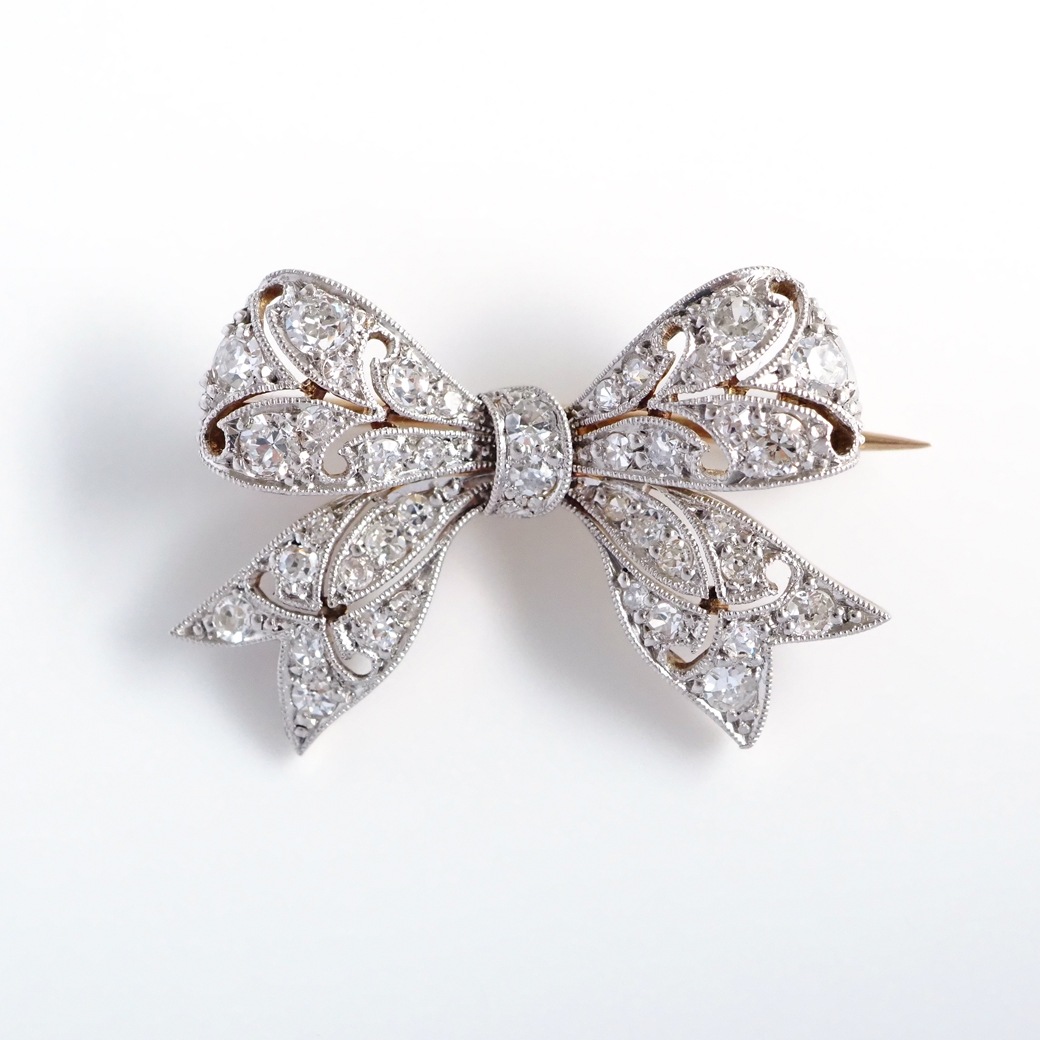 アンティークジュエリー ブローチ リボンモチーフ ダイヤモンド アンティークブローチ BOX付