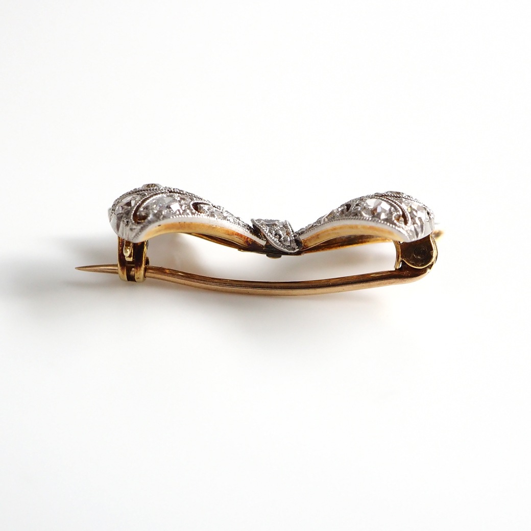 アンティークジュエリー ブローチ リボンモチーフ ダイヤモンド アンティークブローチ BOX付