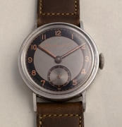H.Moser & Cie ラウンド