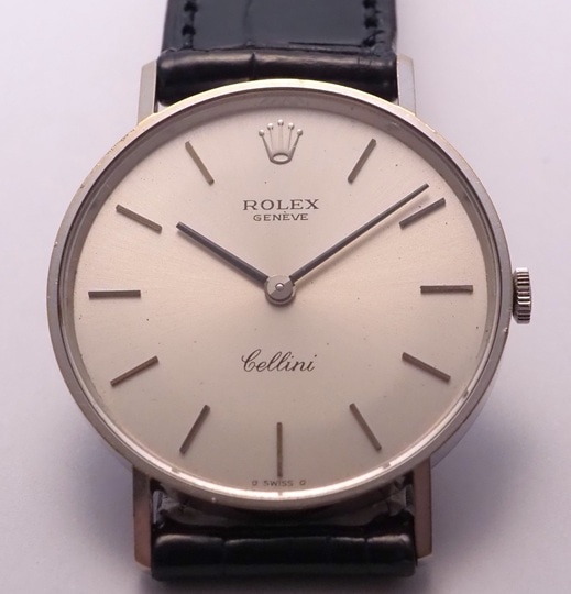 Ref.3833 18KWG “Cellini”