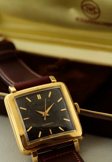 アイダブルシー ウォッチカンパニー  19mm スクエア IWC／SQUARE MODEL(W1119) – 谷中時計店