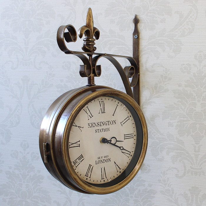 アンティー 壁掛け時計 ジャンク 10月末まで出品 ドールヘッド非売品 アンティー 壁掛け時計 ジャンク 10月末まで出品 ドールヘッド非売品