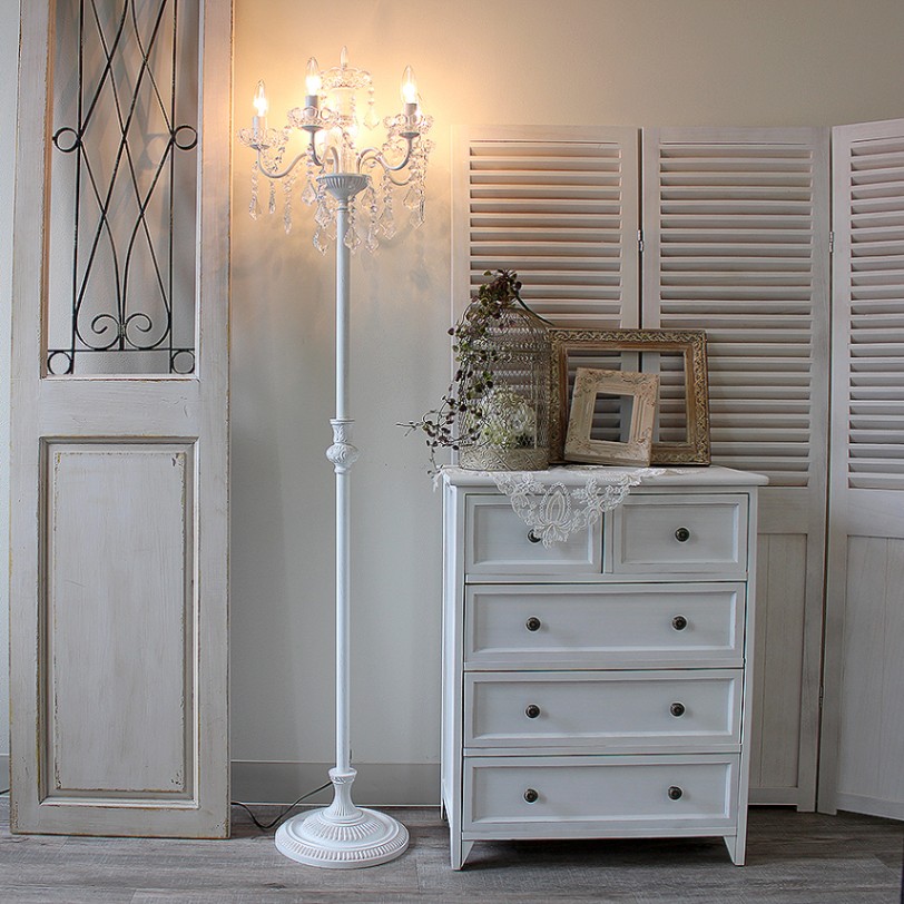 要問合わせ♥️お店やサロンにステキ♥️シャンデリアスタンド　３色 要問合わせ♥️お店やサロンにステキ♥️シャンデリアスタンド3色