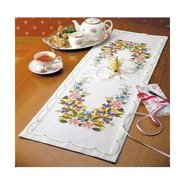 刺しゅう　刺繍　テーブルセンター 0000000025942_j11dv7o.jpg