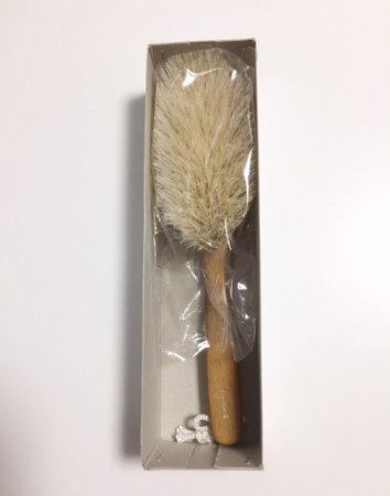 洋服ブラシ白たてがみ＋Brush 白豚毛×2個 万能洋服ブラシL ソフト 白豚毛【ロフト限定】: ホーム