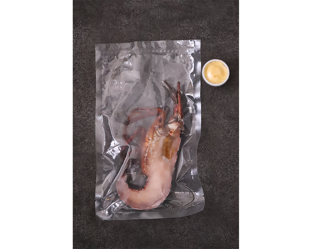 生冷凍 国産 伊勢海老 ガーリックバターつき/年末特別商品【宅配便/全国配送】