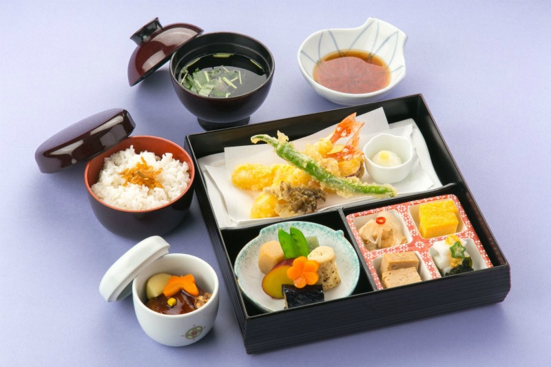 懐石弁当 土筆/つくし