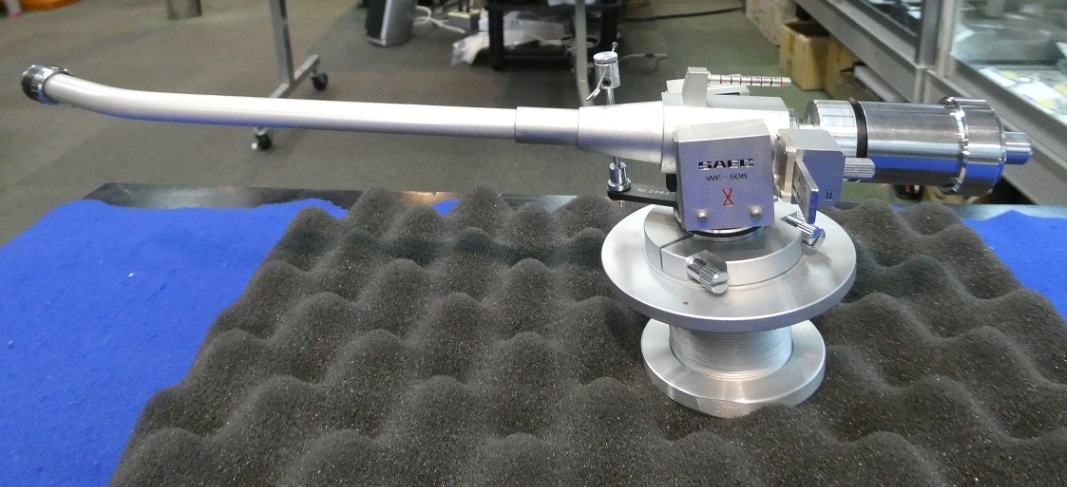 SAEC WE-506/30トーンアームの専用のアームレストとリフターのセット 動作良好 2025年最新Yahoo!オークション -saec 506(家電、AV、カメラ)の中古品