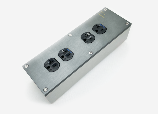 アコースティックリヴァイブ　電源タップ　RTP-4 ACOUSTIC REVIVE RTP-4 Final | 電源ボックス（電源ケーブルレス