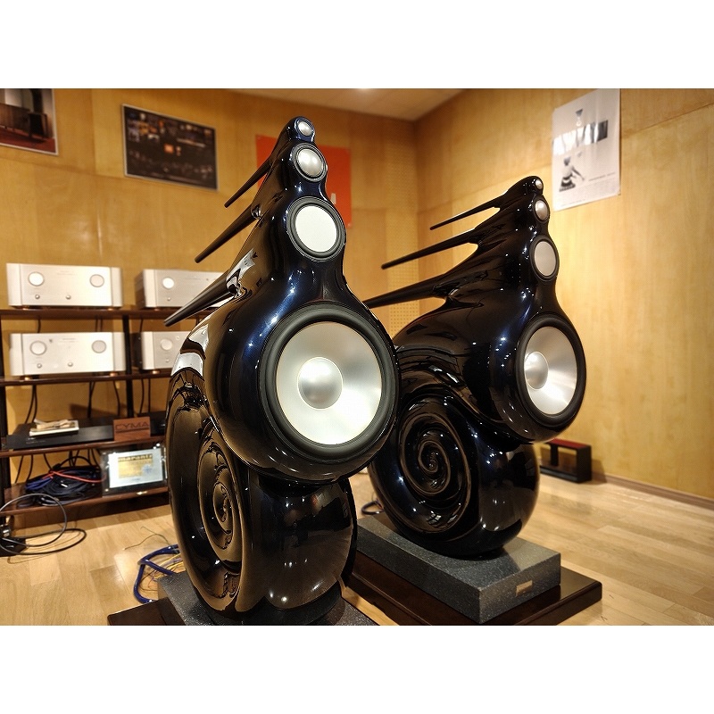 中古品】B&W Nautilus (ペア) ※配達設置費・送料別途相談 | すべての