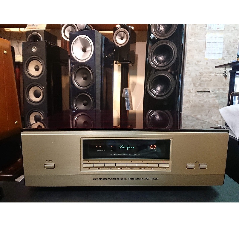 中古品】Accuphase DC-1000(H1Y035)※送料無料《北海道・沖縄・離島を
