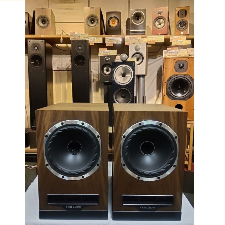 【極美品・ワンオーナー】Fyne Audio F500S〈元箱完備〉 中古品】FYNE AUDIO / F500S WN (ペア) ※送料無料《北海道・沖縄・離島
