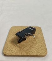 【中古品】Bang&Olufsen SP-12 ※送料無料《北海道・沖縄・離島を除く》
