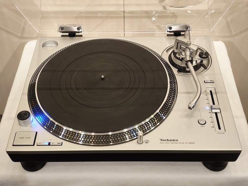 中古品】Technics SL-1200GR ※送料無料《北海道・沖縄・離島を除く