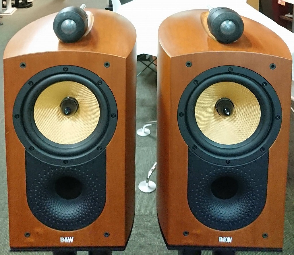 B&W Bowers & Wilkins Nautilus 805 ペア Bowers & Wilkins Nautilus 805 Speakers - Reconditioned