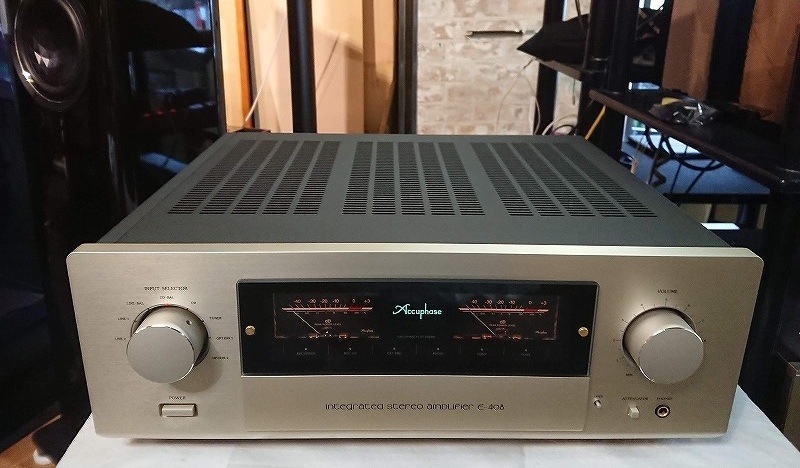 中古品】Accuphase E-408(I3Y254) ※送料無料《北海道・沖縄・離島を