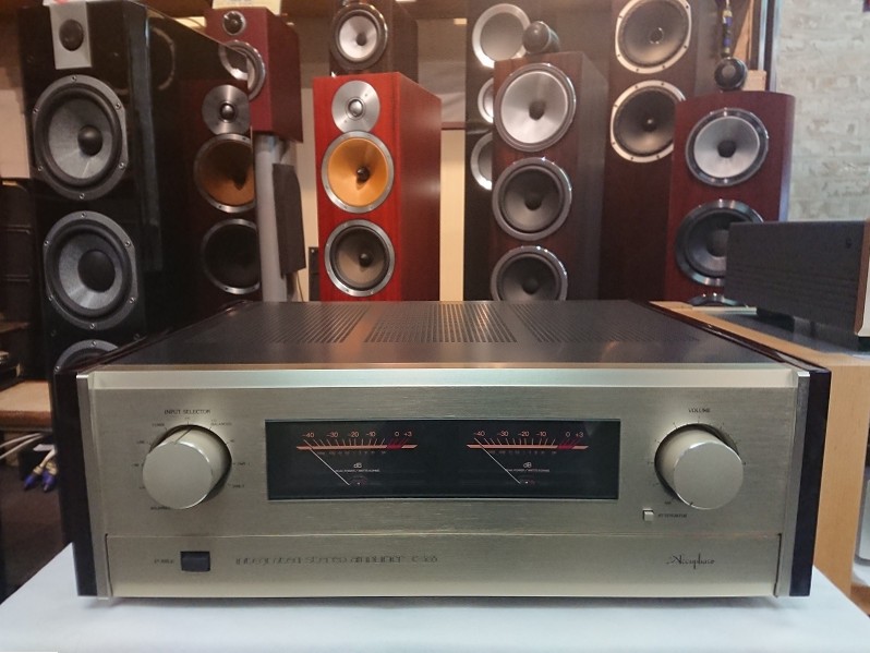 kasuya SMT様 Accuphase E-305 kasuya SMT様 Accuphase E-305 Accuphase E-305 Beautiful Japan Amplifier