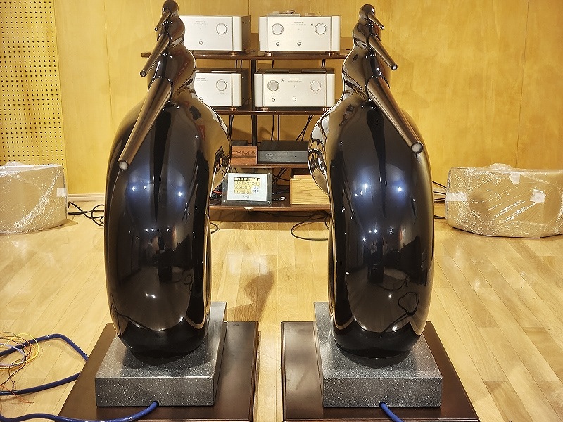 ������ʡ�B&W Nautilus (�ڥ�)������ã������������������