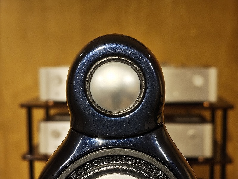 ������ʡ�B&W Nautilus (�ڥ�)������ã������������������