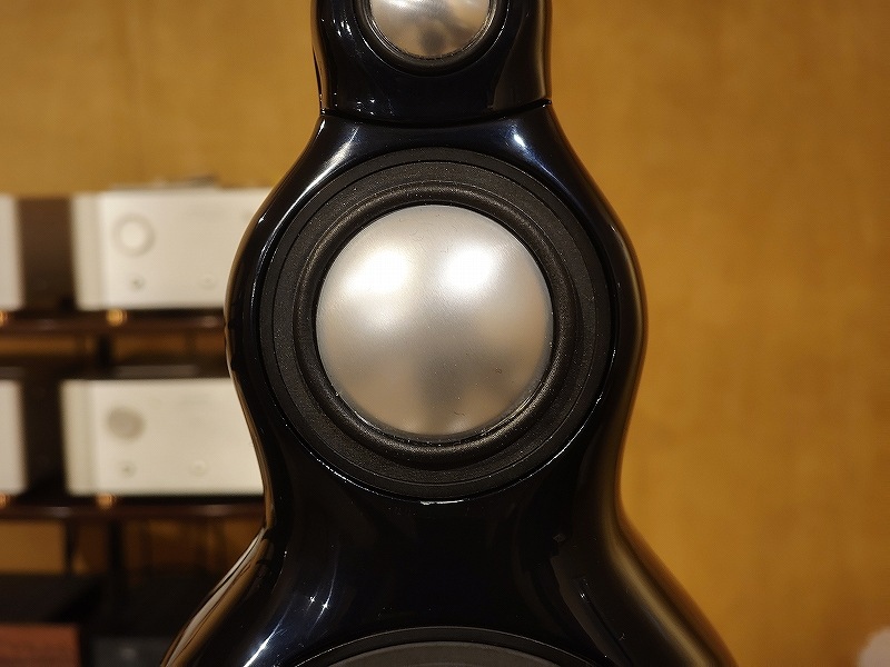 ������ʡ�B&W Nautilus (�ڥ�)������ã������������������