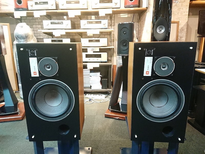 JBL　Ｌ26/ Ａ　別にBも出品しております。 中古品】JBL L26 Decade (ペア) ※送料無料《北海道・沖縄・離島を除く