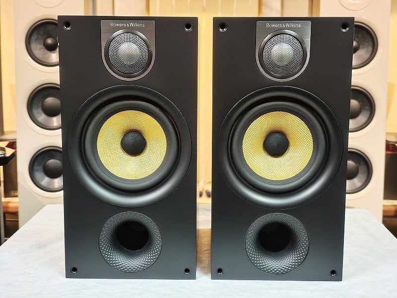 中古品】B&W 686S2 MR (ペア) ※送料無料《北海道・沖縄・離島を除く