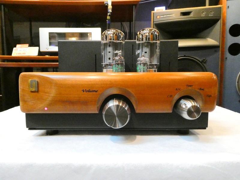 中古品】Unison Research S2K ※送料無料《北海道・沖縄・離島を除く