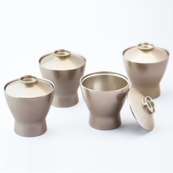 ��̾���ʪ��4�ҥ��å�