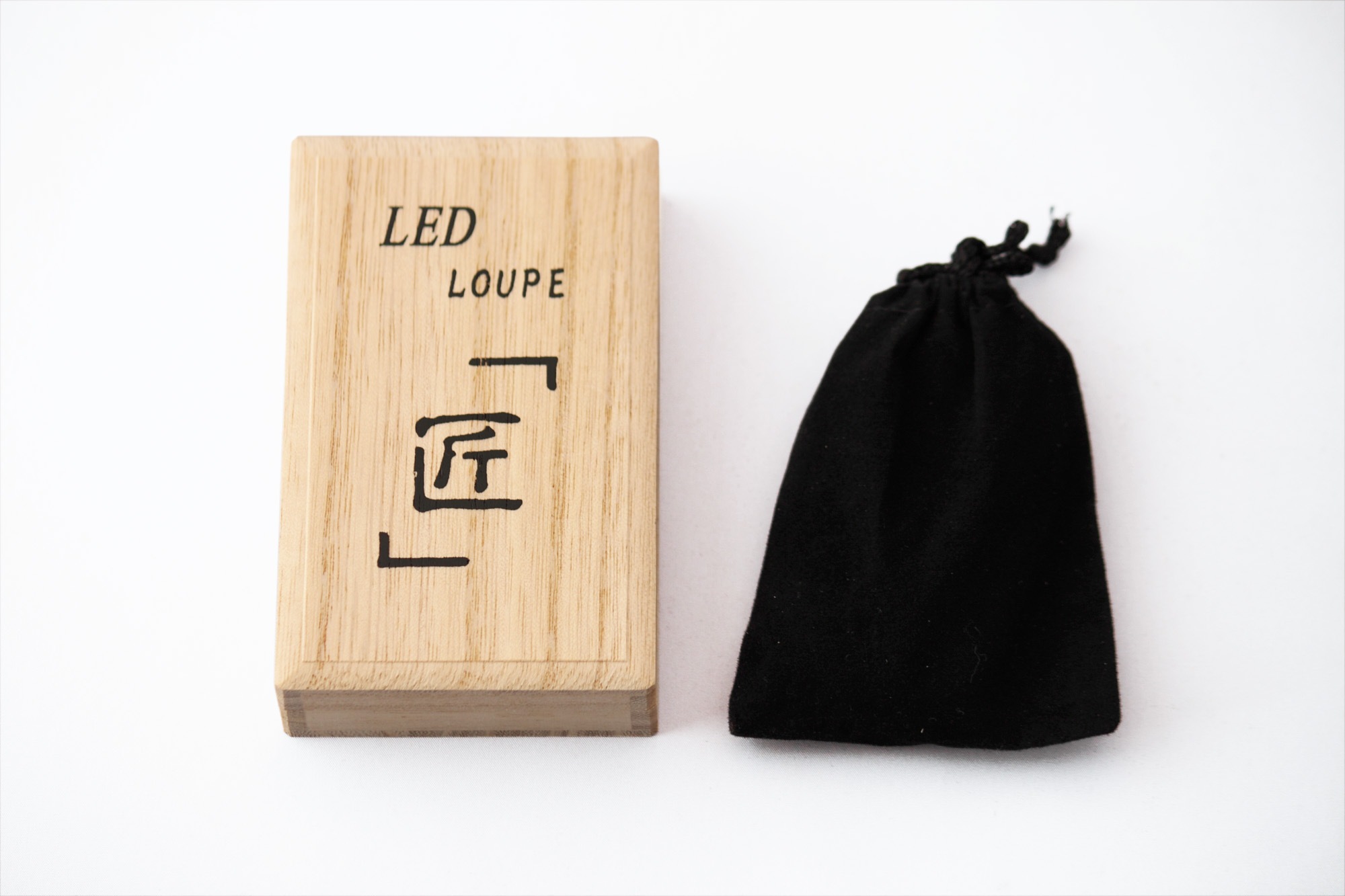 ����LED�롼�ڡ��ٻΤ˺���