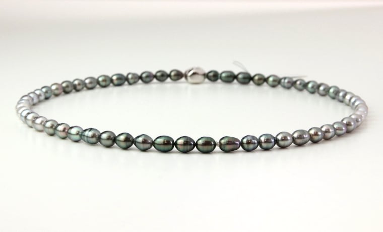 ��ĳ����� ���顼����ǡ������ͥå��쥹���礭��6-6.5�С�44.5�ѡۡ�279-2��