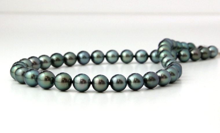 ��ĳ����ͥå��쥹���礭��8.2-10.8�С�Ĺ��43�ѡۡ�51-14��