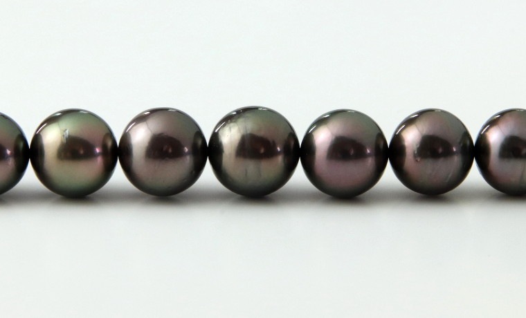 タヒチ産黒蝶真珠ネックレス【大きさ8.2-10.8㎜・長さ43cm】選べる