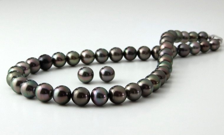 ���ҥ�����ĳ����ͥå��쥹���礭��8.5-10.7�С�Ĺ��43�ѡ����٤륤���󥰡��ԥ������åȡ�283-4��