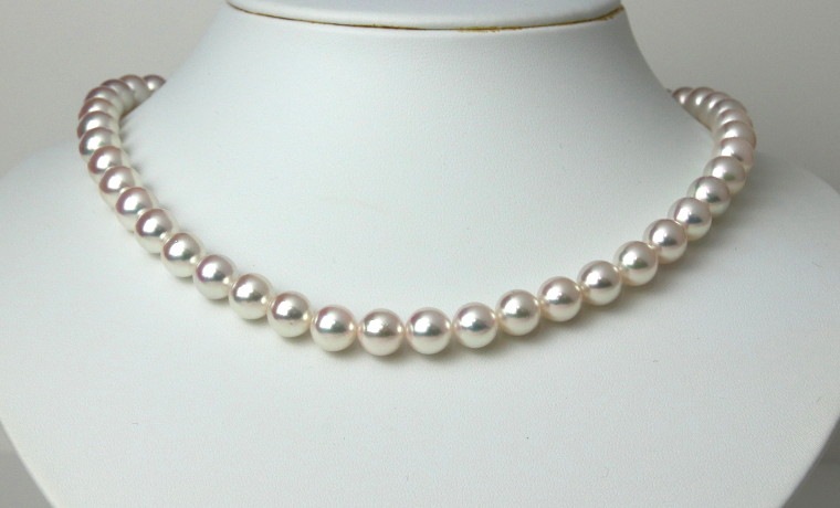 アコヤ真珠ネックレス【大きさ8.5-9.0㎜・44㎝】＜010827UW-1