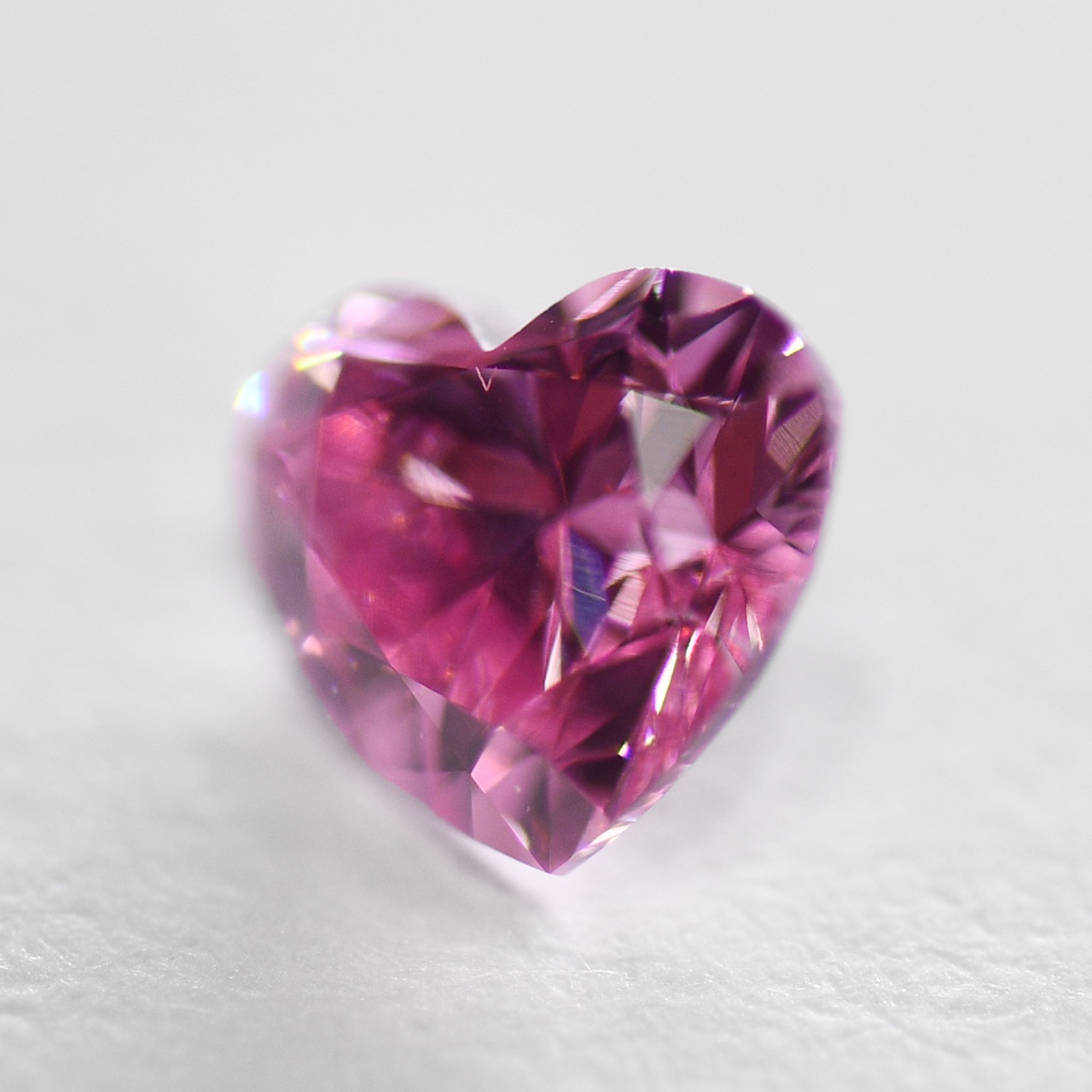 【アーガイル証明書付き】ピンクダイヤモンドルース 0.18ct / Fancy Intense Purplish Pink / VS-2