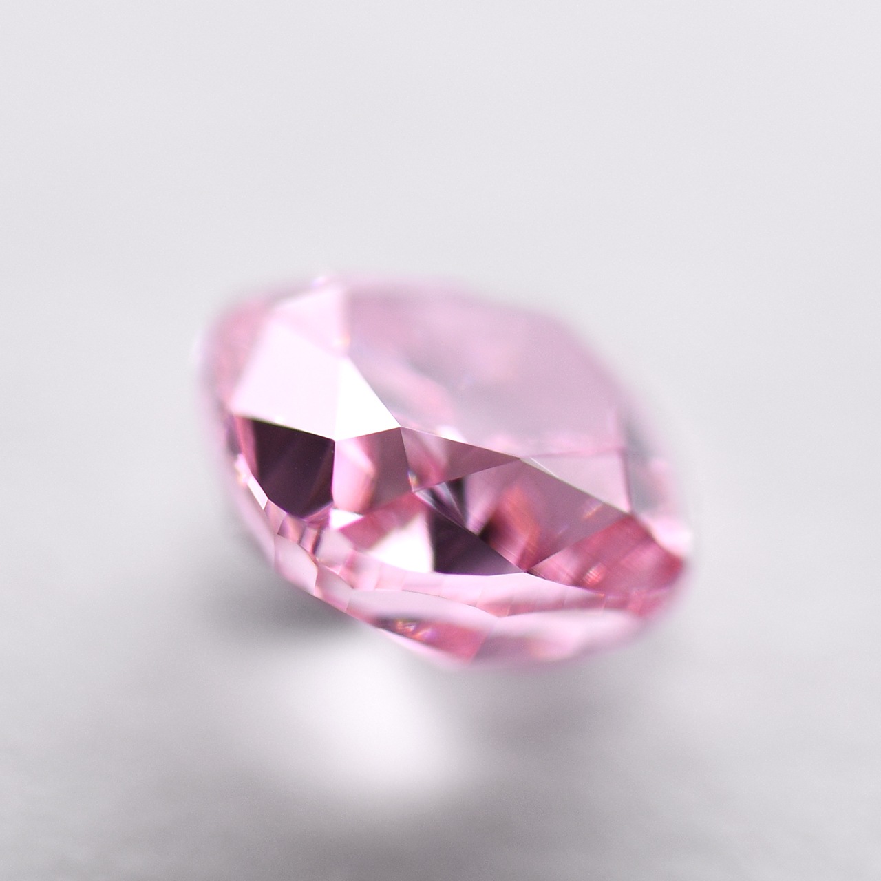 ピンクダイヤモンドルース 0.36ct / Fancy Vivid Purplish Pink / VS1